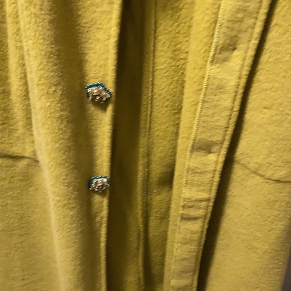 Woman’s who did trenchcoat - Picture 3 of 4